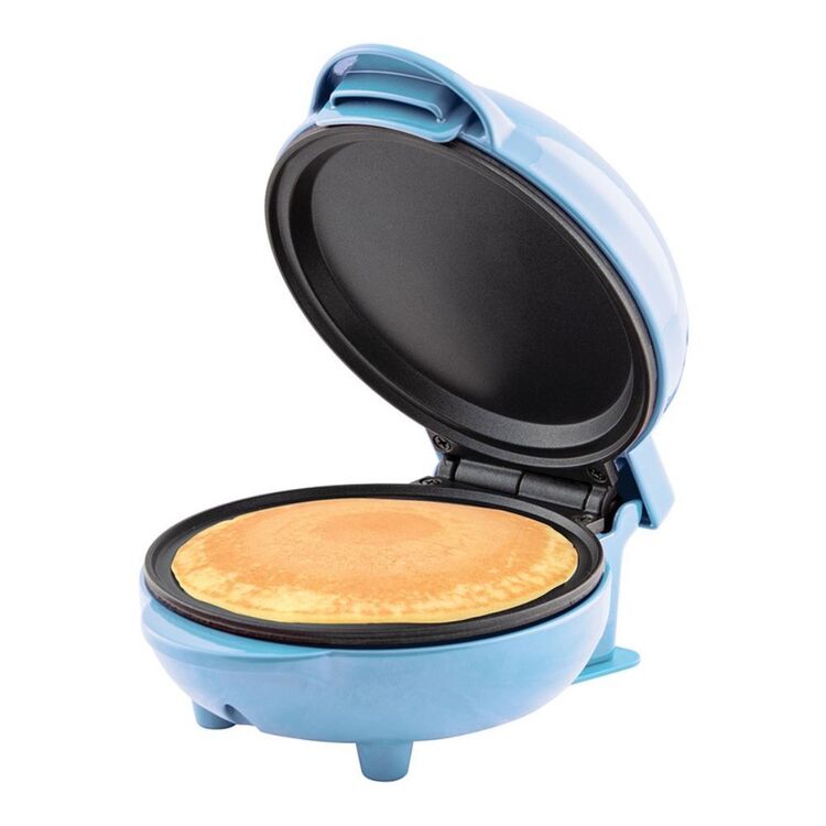 EASY PANCAKES WITH DASH MINI GRIDDLE 