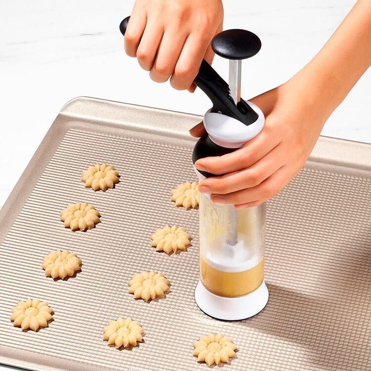 OXO Good Grips 14-Piece Cookie Press Set New In Box 719812035758