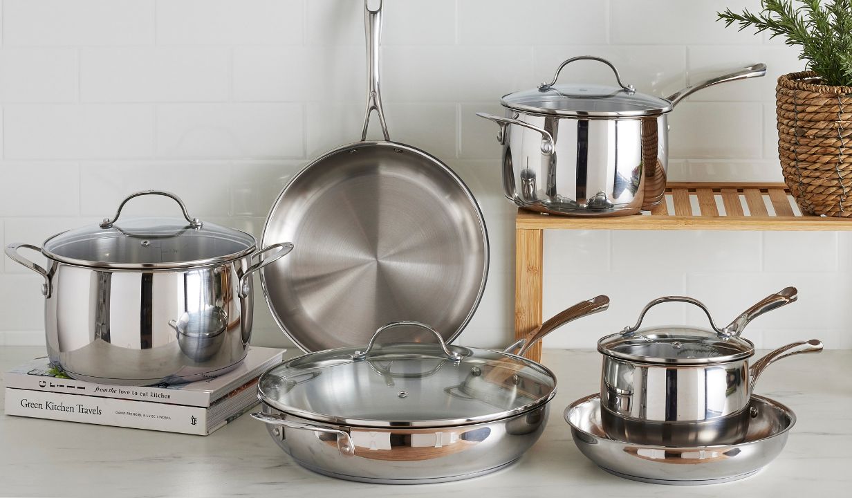 Kitchen Styling Trend: Chrome & Mixed Metals