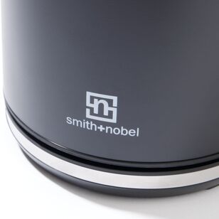 Smith + Nobel 1.7 L Kettle Matte Black With Chrome SNK30B