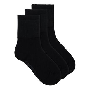 Underworks Women's Heat Bods Quarter Crew Boot Sock 3 Pack Black