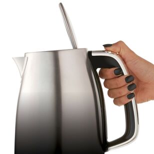 Russell Hobbs Midnight 1.7L Kettle RHK82BKF