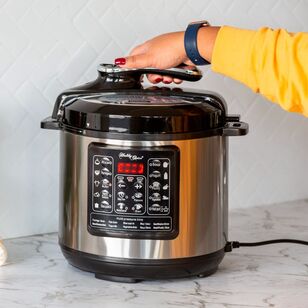 Healthy Choice 6 L Pressure Cooker With Pressure Gauge PC640