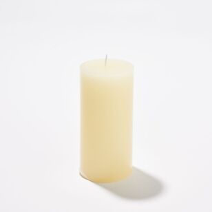 Soren Christmas Unscented Candle White