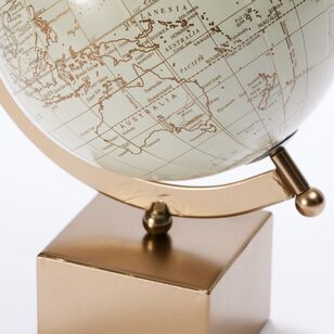 Soren Globe Table Décor White