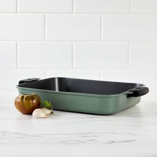 Maxwell & Williams Agile 34 x 26 x 5.5 cm Non-Stick Roasting Pan Sage