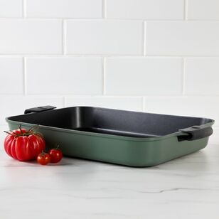 Maxwell & Williams Agile 38 x 28.4 x 5.5 cm Non-Stick Roasting Pan Sage