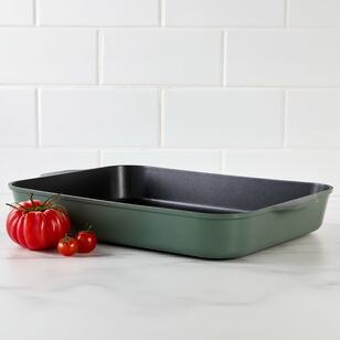 Maxwell & Williams Agile 38 x 28.4 x 5.5 cm Non-Stick Roasting Pan Sage